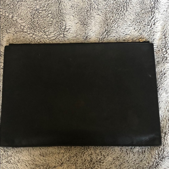 Gucci “Blind for Love” Pouch - Picture 2 of 4